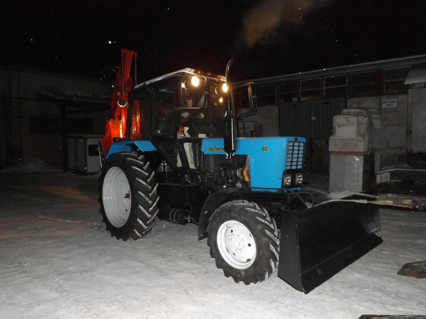 ЭО 2621 МТЗ 82.1