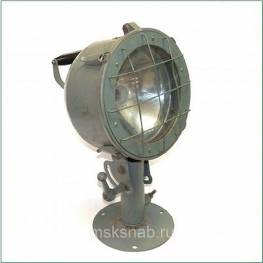 Светильник судовой СС-890м