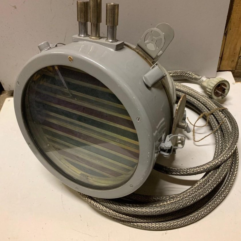 Прибор светосигнальный мснп-250 м