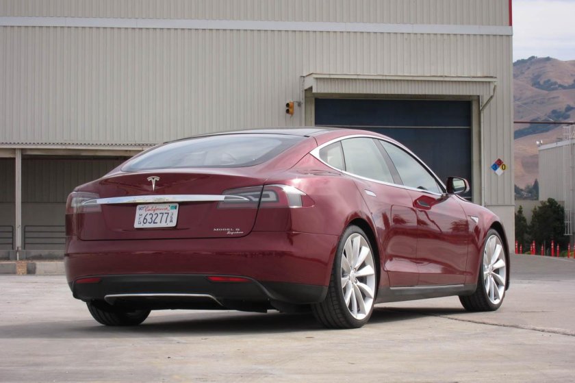 Tesla model s 2014