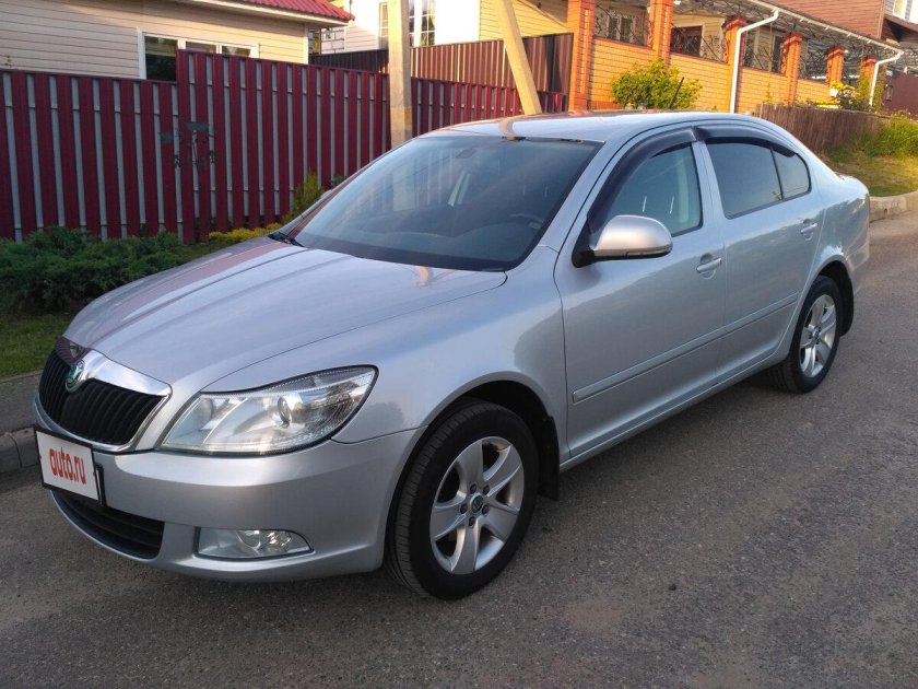 Octavia a5 Стайлинг серебристый