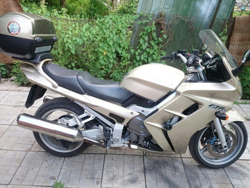 Yamaha fgr1300