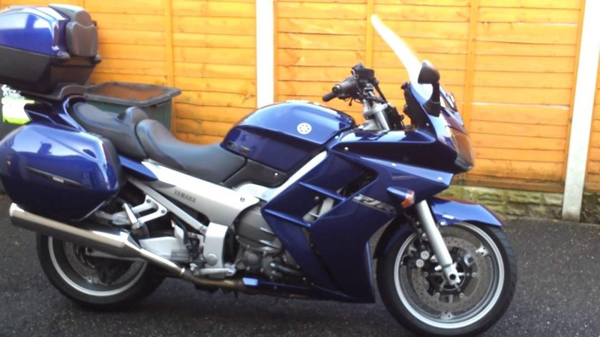 Yamaha FJR 1300 2003