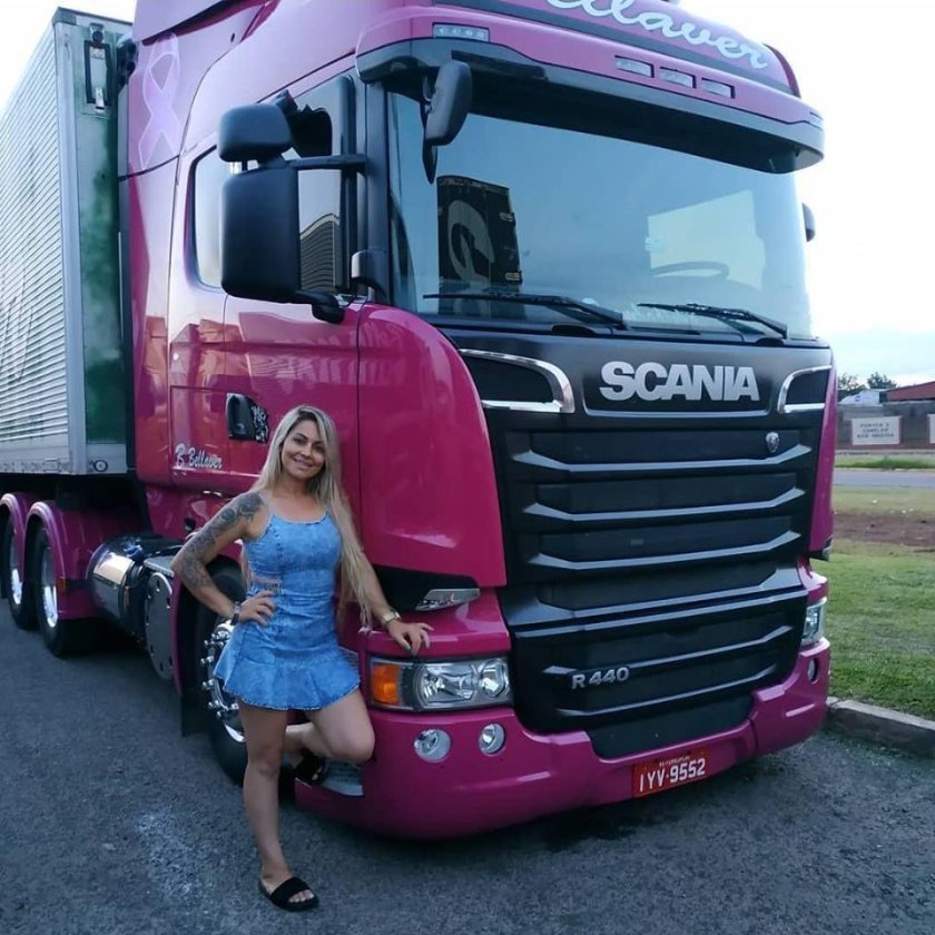 Красная фура