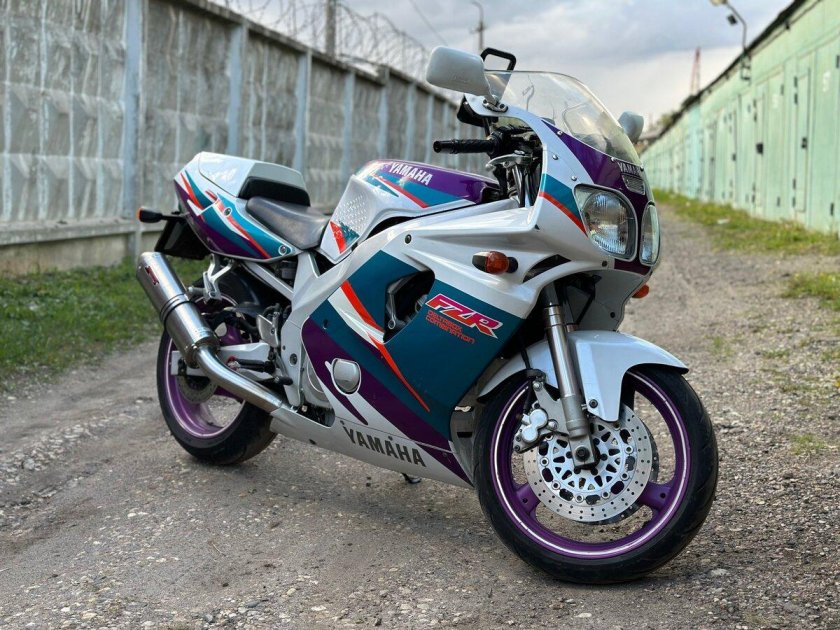Yamaha fzr 1000