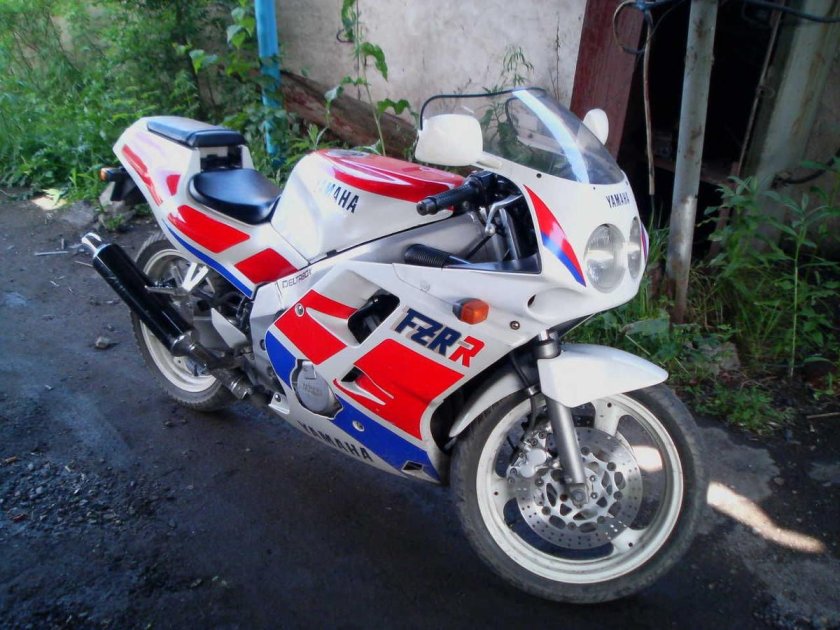 Yamaha fzr 250