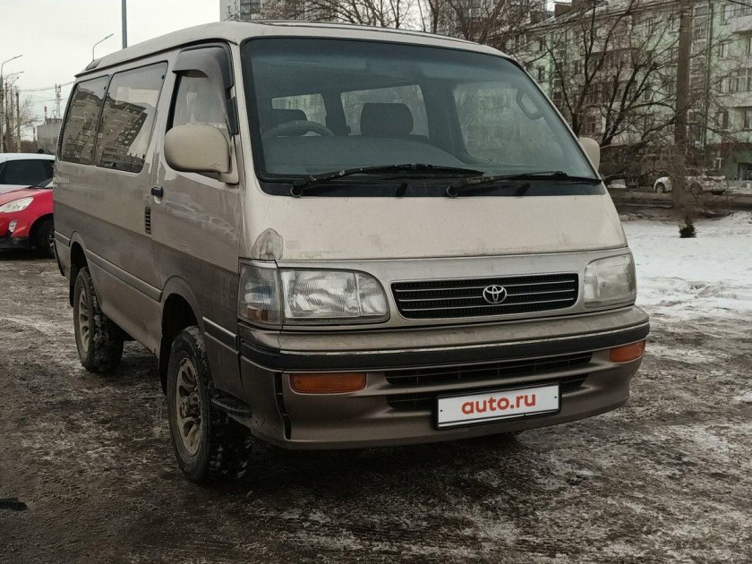 Toyota hiace h 100
