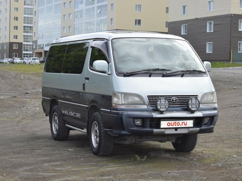 Toyota Hiace Regius h100