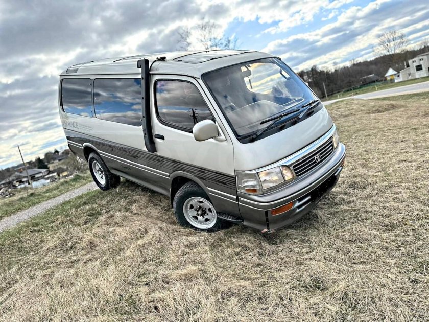 Toyota Hiace (4) h100