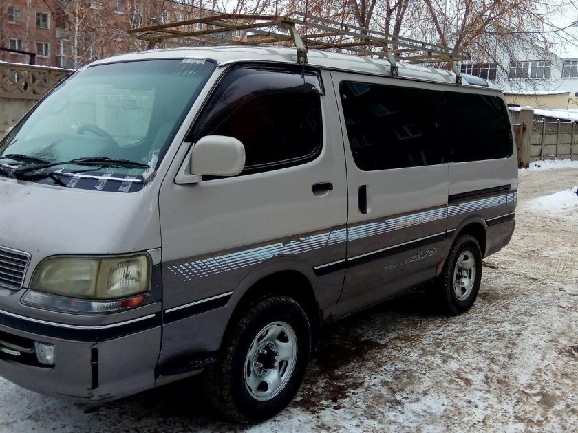 Тойота минивэн 1996