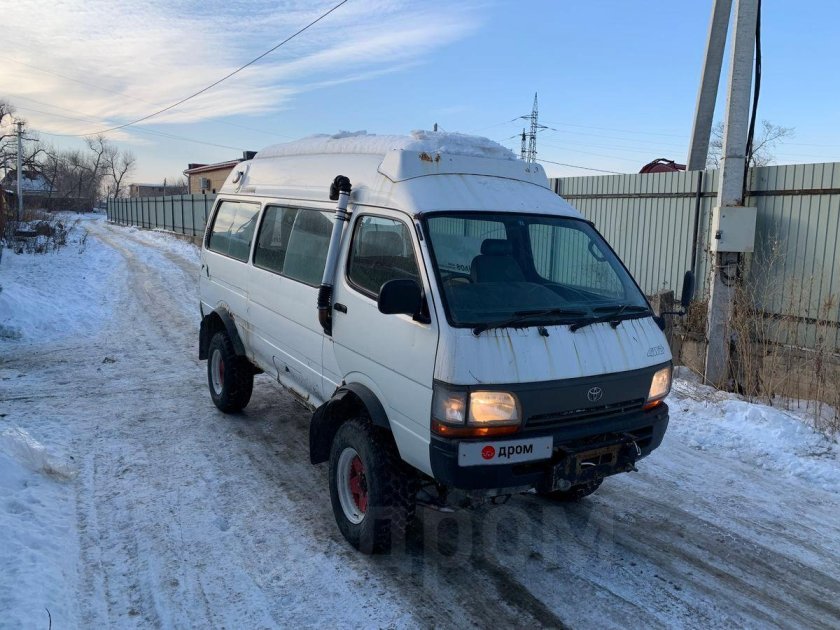 Toyota Hiace 2000