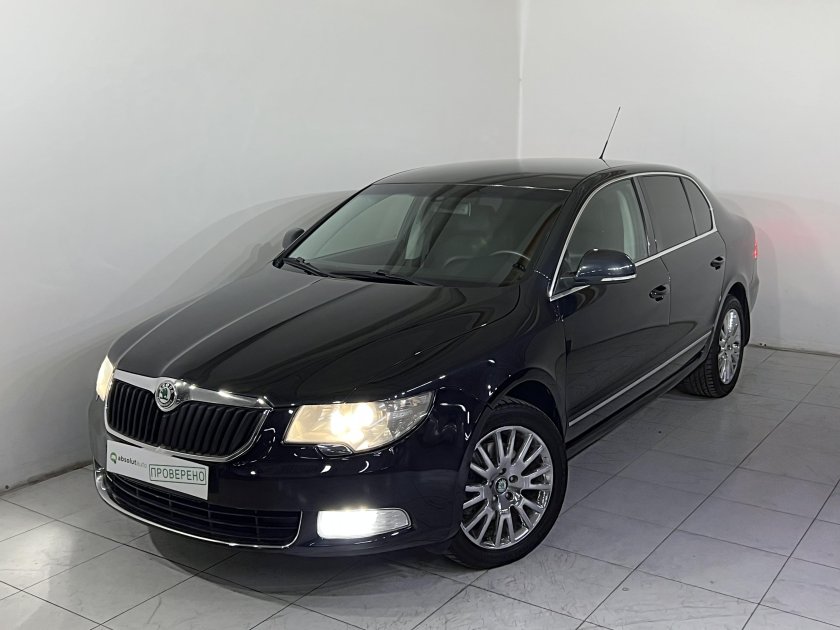 Шкода Суперб 2009 года