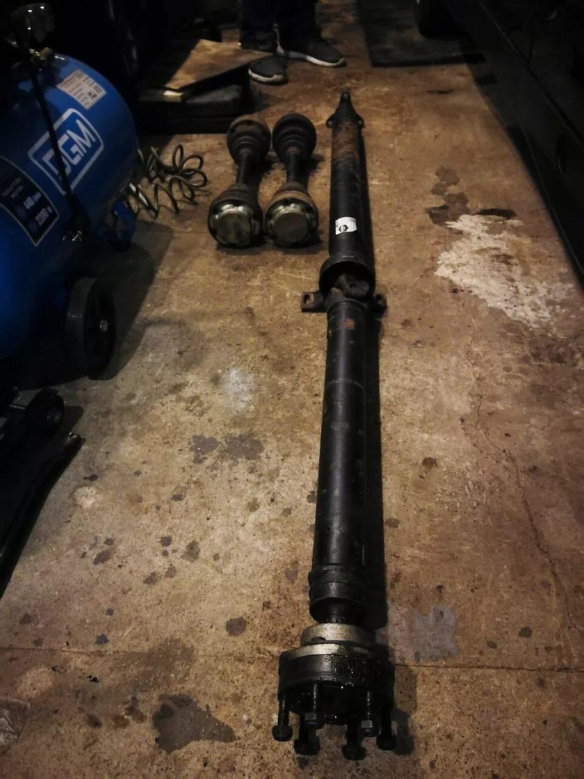 Кардан БМВ е34