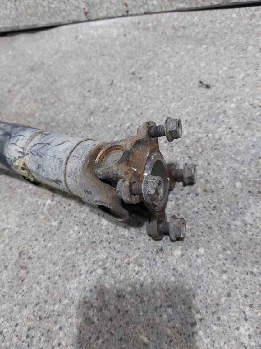 Карданный вал кардан