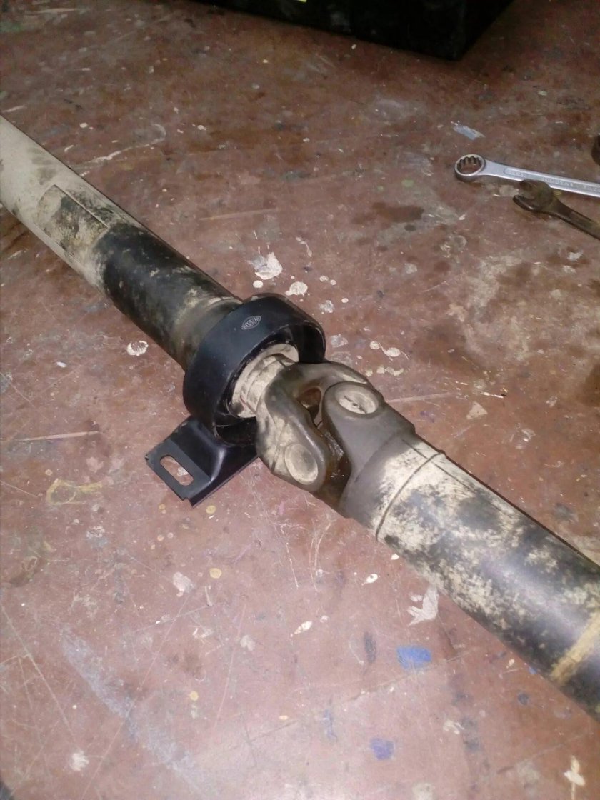 Подвесной подшипник БМВ е34