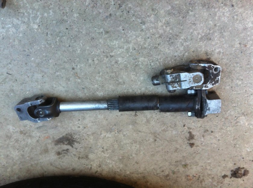 Кардан рулевого вала