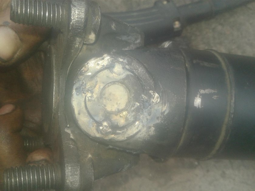 Крестовина кардана БМВ е34