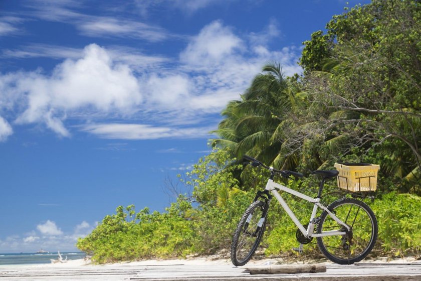 Сейшелы на велосипеде