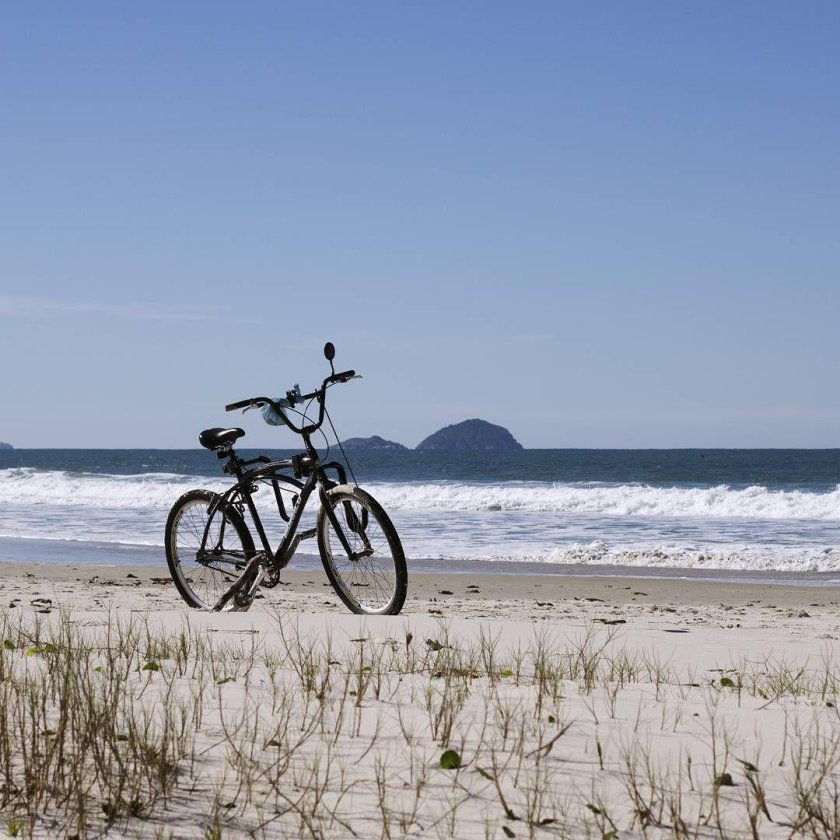 Велосипед море