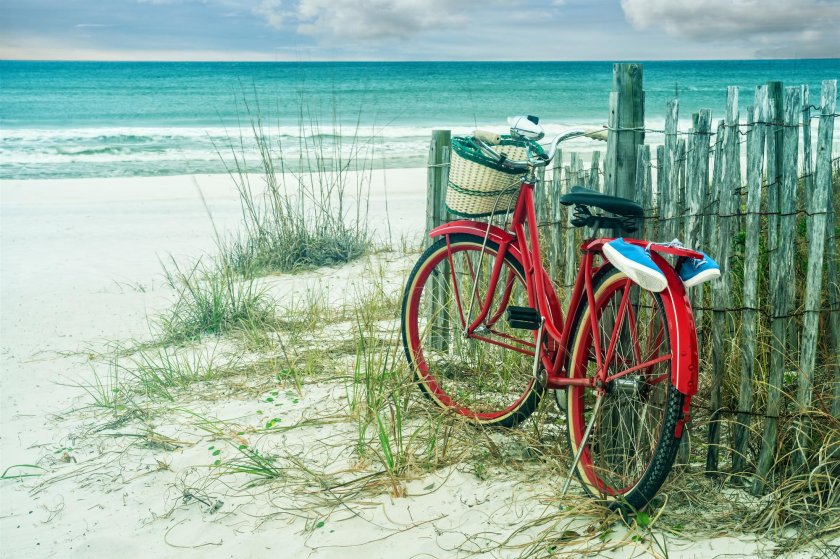 Велосипед море