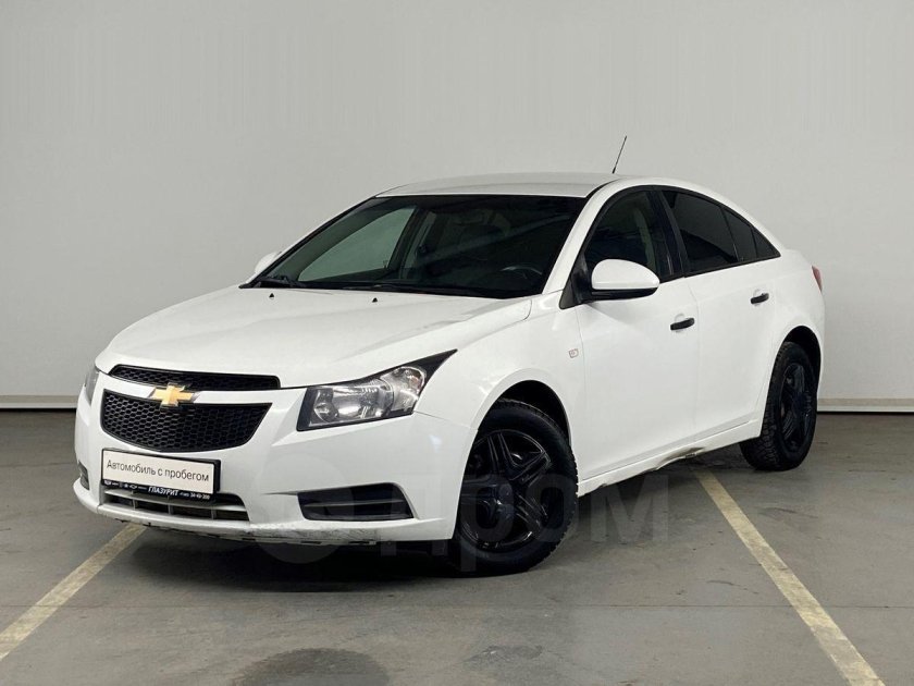 Chevrolet Cruze 2012 белый