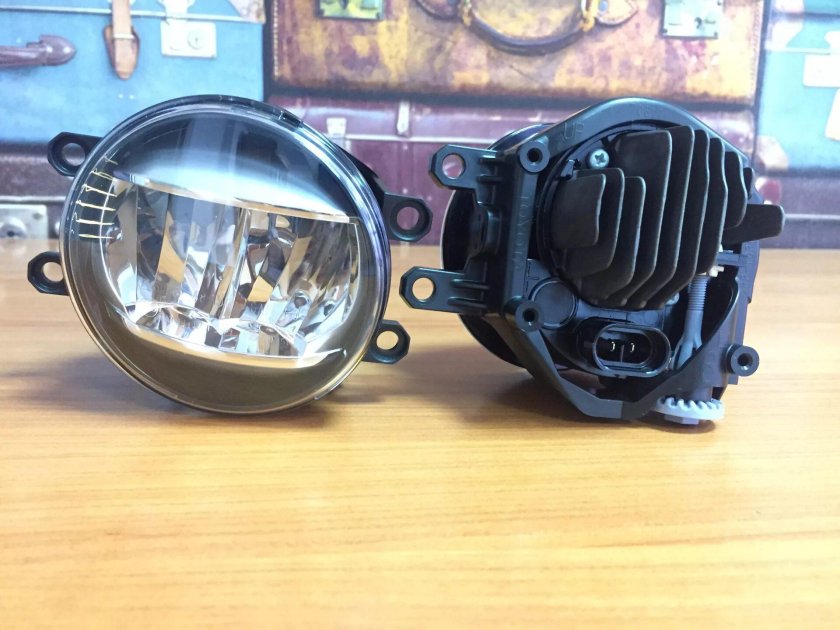 ПТФ Toyota Camry v 55