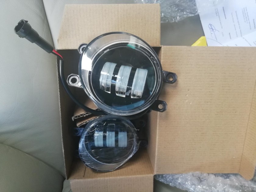 Диодные ПТФ Камри 50