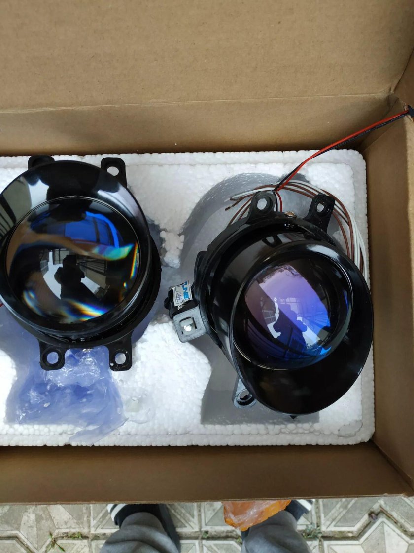 Линцющы в ПТФ Камри 50