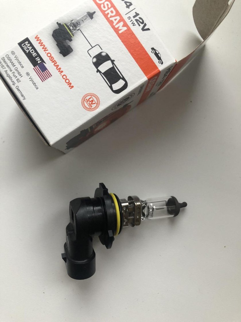 Камри 40 лампа ПТФ