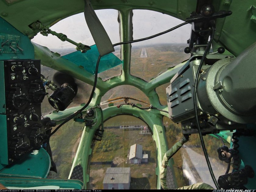 Ту-134 кабина штурмана
