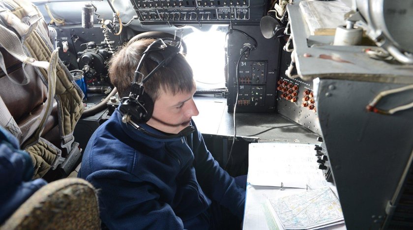 Штурманская кабина АН 26