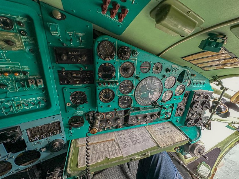 Кабина ту 154