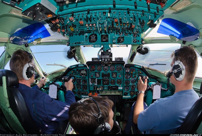 Ту 134 кабина