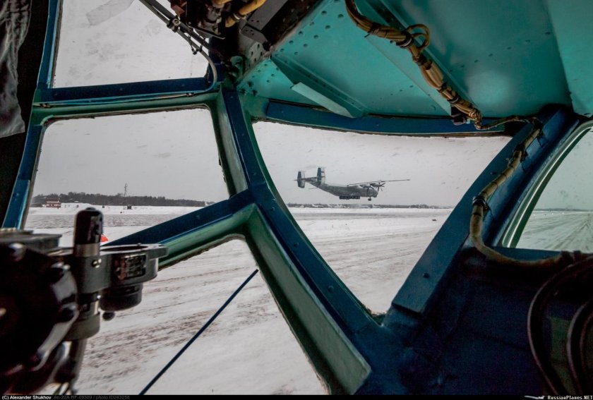 Кабина штурмана АН-22