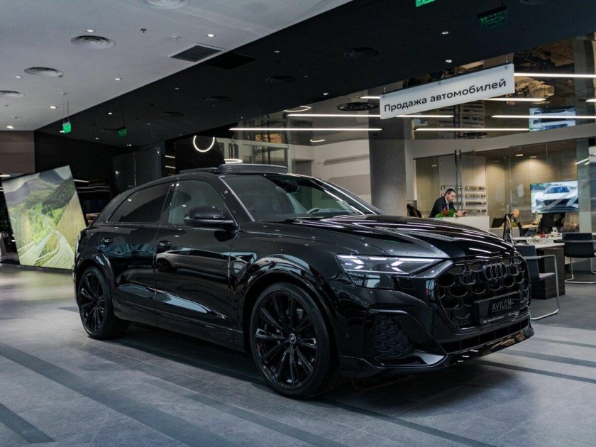 Черная ауди