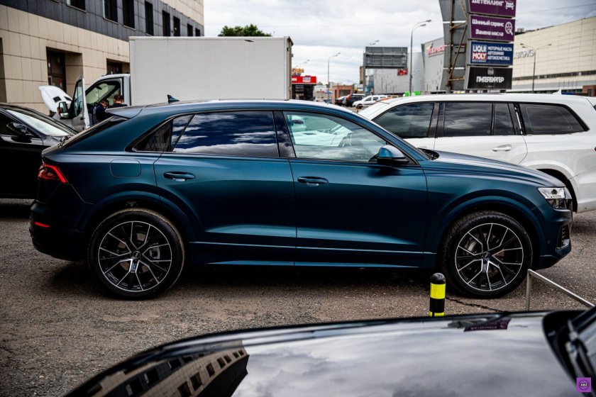 Ауди q8 матовая