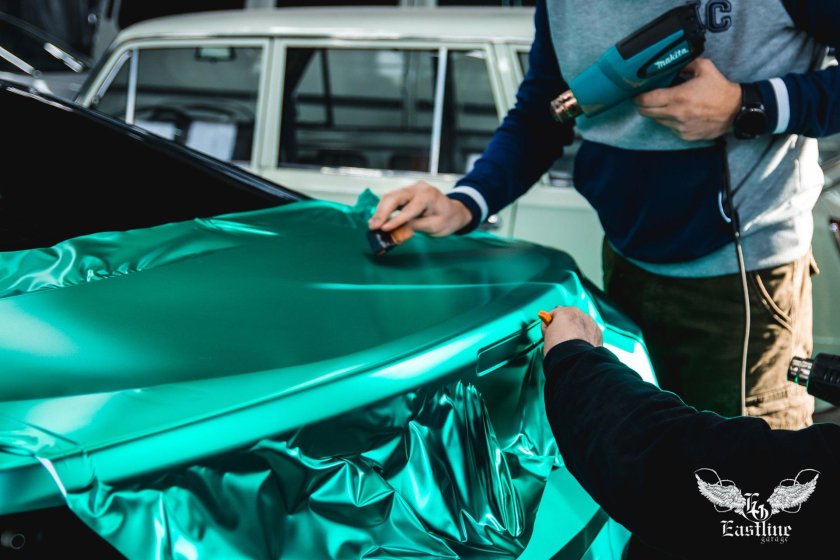 Оклейка автомобиля пленкой
