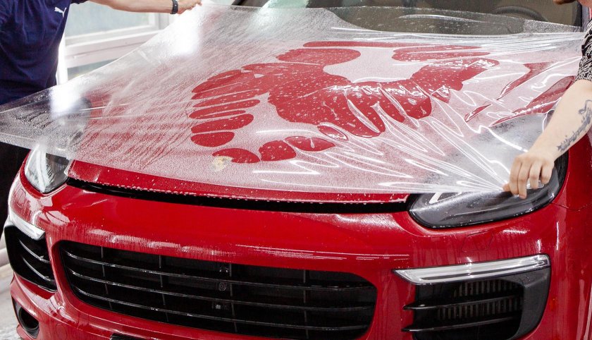 Защитная пленка на автомобиль