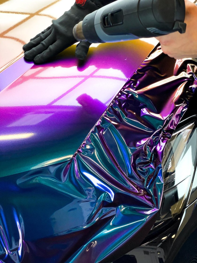 Оклейка автомобиля пленкой