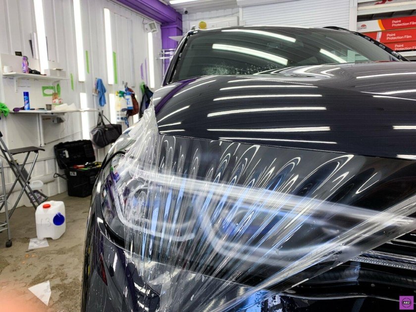 Прозрачная пленка на машину