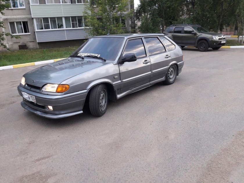 Лада 2114 серая