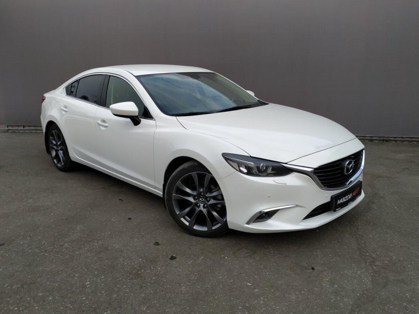 Мазда 6 2017 белая