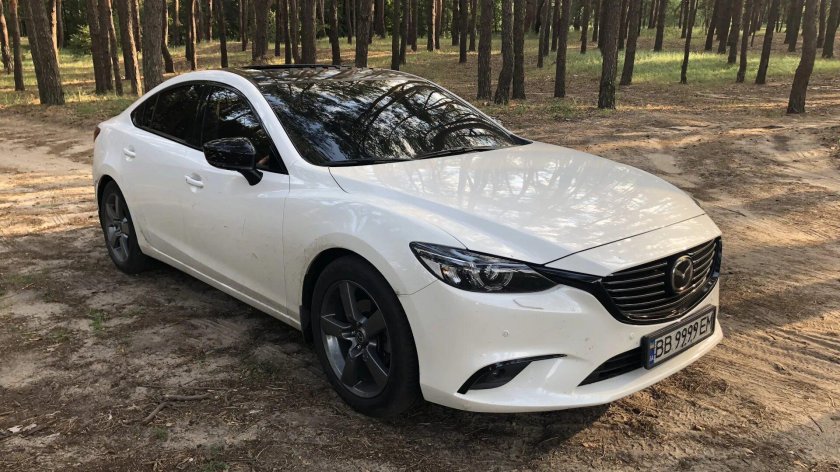 Мазда 6 белая антихром