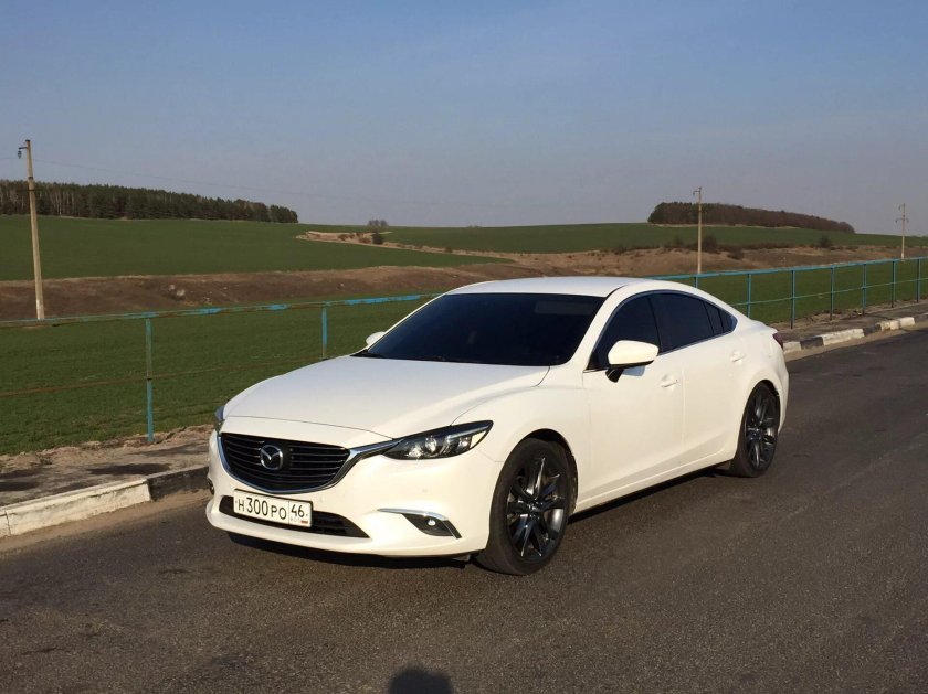Мазда 6 2017 белая