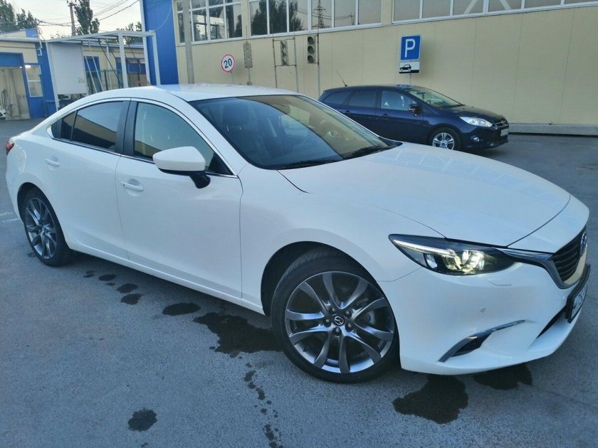 Мазда 6 2015 белая