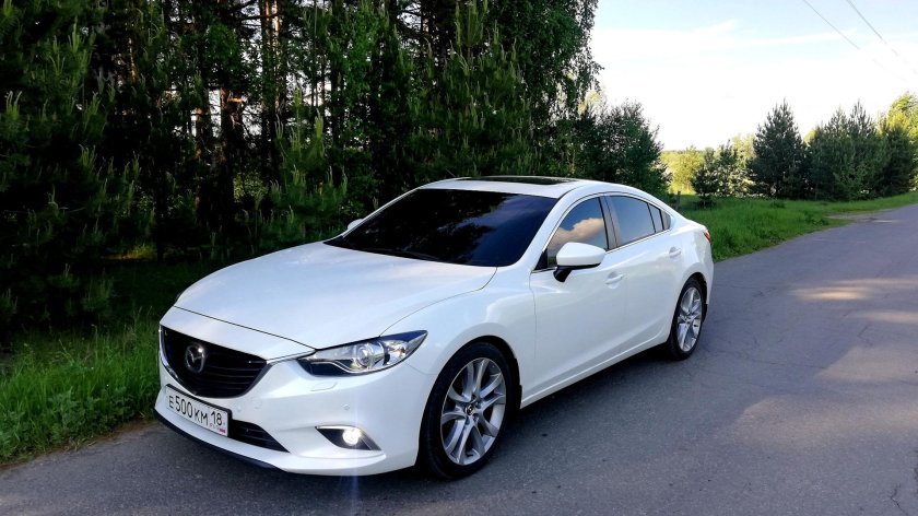 Mazda 6 белая