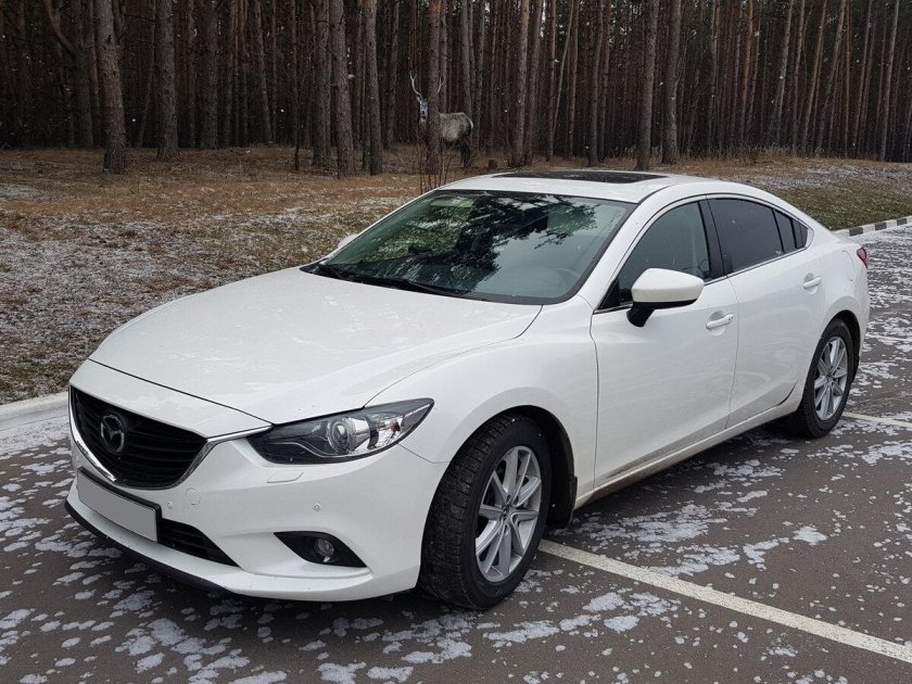 Мазда 6 белая