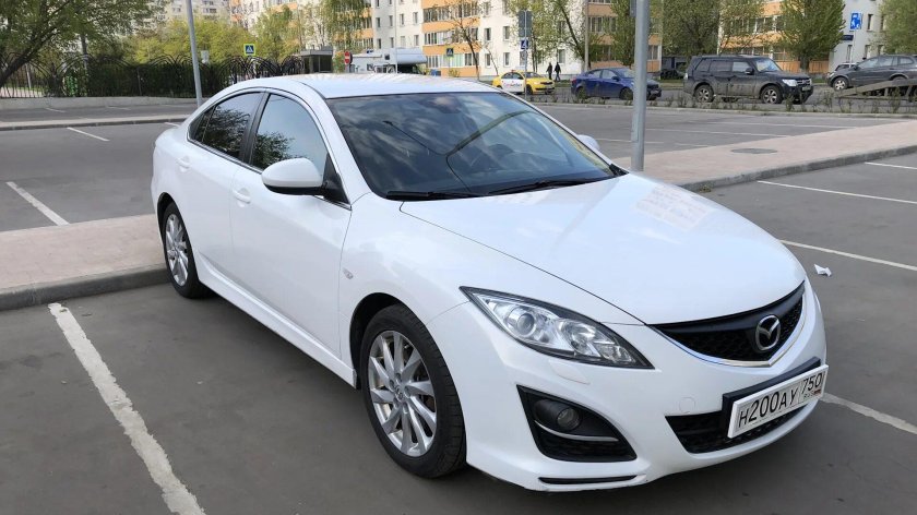Мазда 6 белая 2011