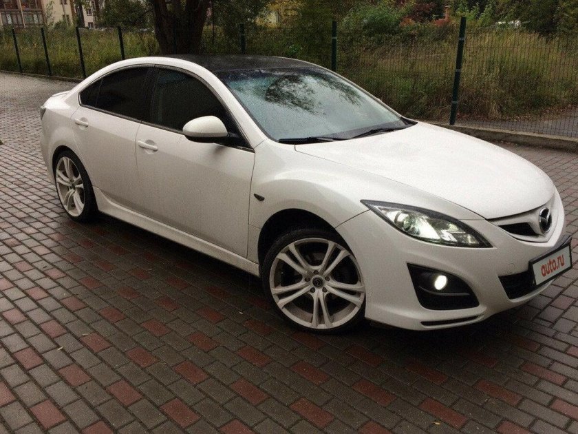 Мазда 6 2008 белая