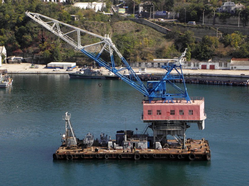 Плавучий кран ПК 12050